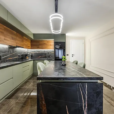 Miracle No 8 Duplex By Pikhost Тирана
